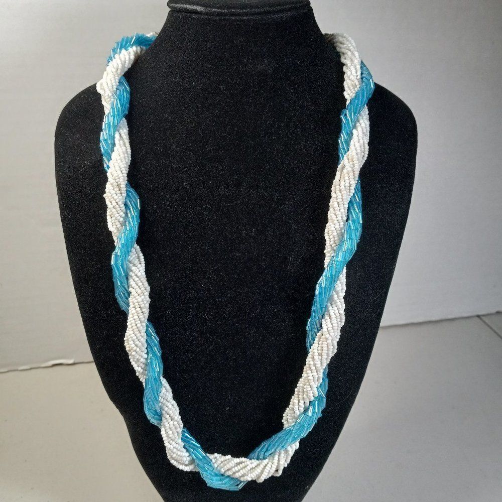 NWT Encore Beaded Blue and White Twisted Necklace